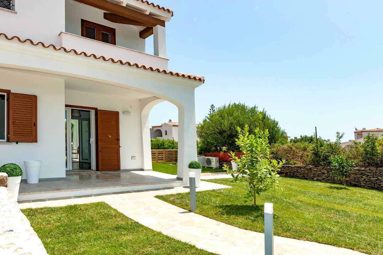 Villa Paradise บูโดนี ภายนอก รูปภาพ