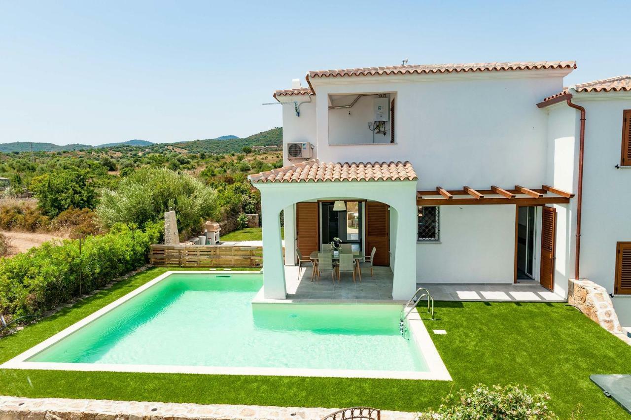 Villa Paradise บูโดนี ภายนอก รูปภาพ